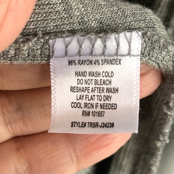 IVOIRE HOODED CARDIGAN - Picture 6 of 6